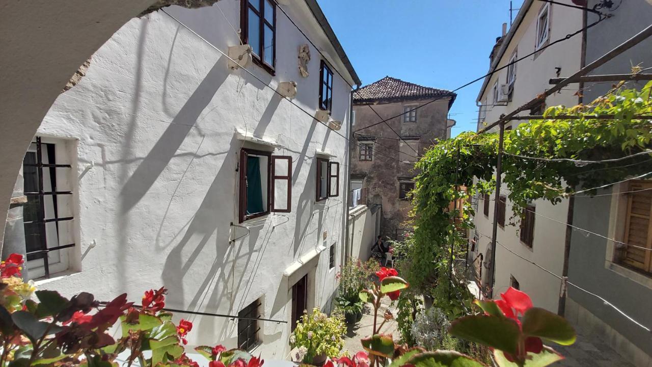 Apartment Uskok Senj  Exteriör bild